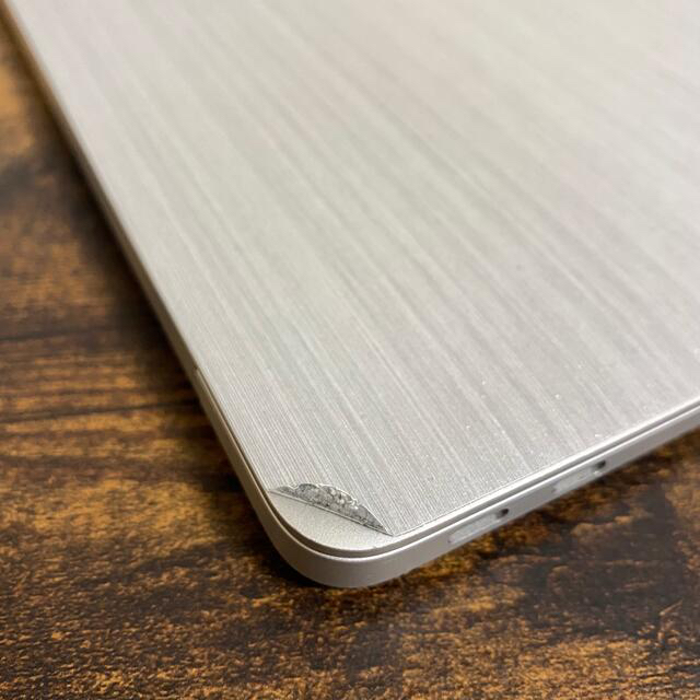 Apple(アップル)の超美品！　MacBookAir 2020 256GB 8GB シルバー スマホ/家電/カメラのPC/タブレット(ノートPC)の商品写真
