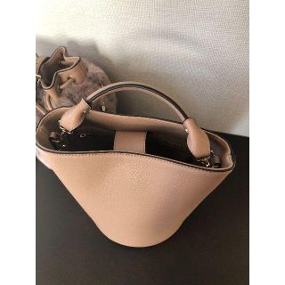 【未使用】ロペ ハンドバッグ バケツ型フェイクレザー&ファーポーチ ベージュ系
