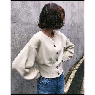 マウジー(moussy)のWAIST TUCK CARDIGAN(カーディガン)