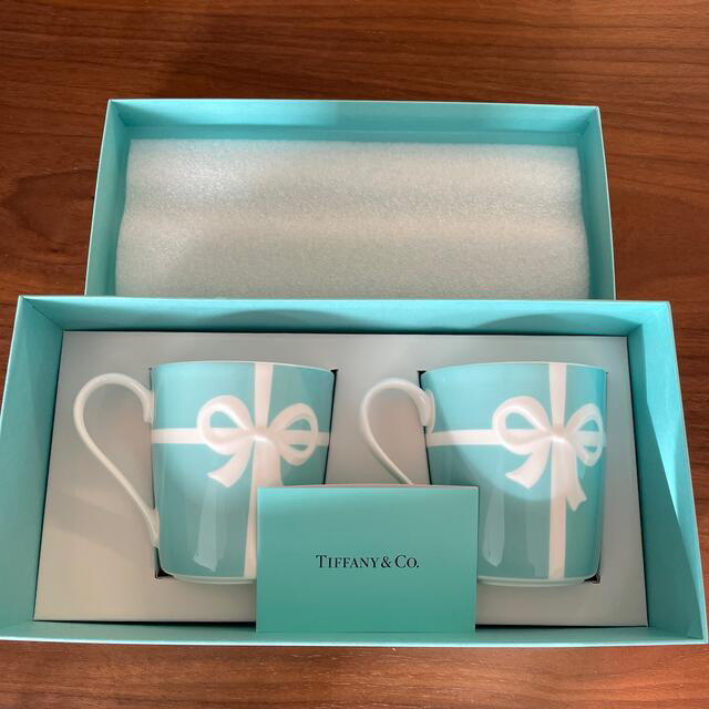 Tiffany & Co.(ティファニー)のTiffany & Co. マグカップ　ペア　未使用 インテリア/住まい/日用品のキッチン/食器(グラス/カップ)の商品写真