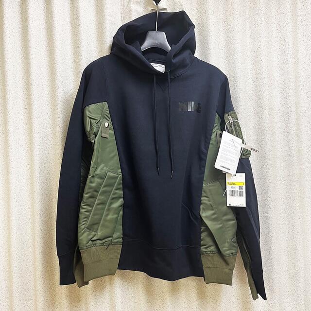 sacai(サカイ)のCOW様専用　新品NIKE sacai HOODIE S MA1 サカイ ナイキ レディースのトップス(パーカー)の商品写真