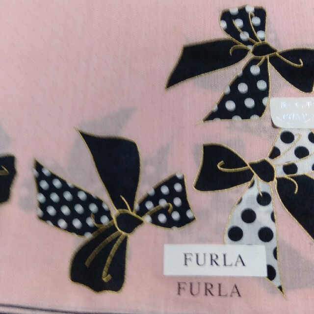 Furla(フルラ)のP 107　フルラハンカチ レディースのファッション小物(ハンカチ)の商品写真