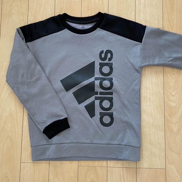 adidas(アディダス)のadidas 140cm トレーナー キッズ/ベビー/マタニティのキッズ服男の子用(90cm~)(Tシャツ/カットソー)の商品写真