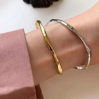 ビューティアンドユースユナイテッドアローズ(BEAUTY&YOUTH UNITED ARROWS)の✴︎gold bangle 029✴︎(ブレスレット/バングル)