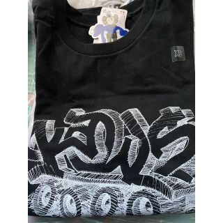 UNIQLO KAWS Tシャツ xs 未使用新品(Tシャツ(半袖/袖なし))