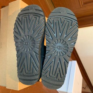 短時間2回着用のみ! 【UGG/アグ】 classic Mini 2:ブーツ - ブーツ