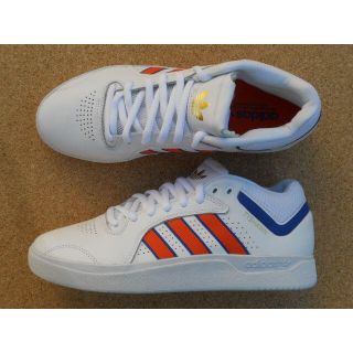 アディダス(adidas)のアディダス TYSHAWN 27,5cm 白橙青 SKATE(スニーカー)