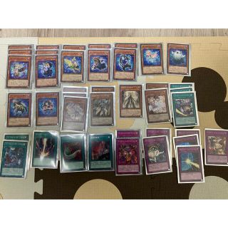 最高の 遊戯王 ゴーストリック デッキ メイン40枚+EX15枚 - 遊戯王 ...