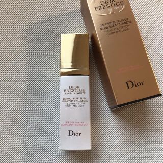 ディオール(Dior)のDIOR PRESTIGE  ホワイト ル プロテクター ルミエール UV(化粧下地)