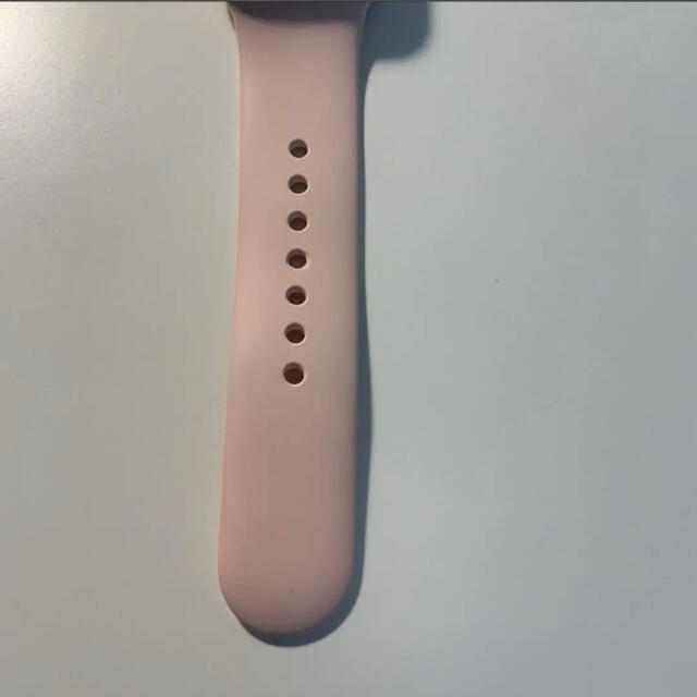Apple Watch(アップルウォッチ)の美品　Apple Watch4 40mm GPSモデル　ピンクゴールド スマホ/家電/カメラのスマホ/家電/カメラ その他(その他)の商品写真