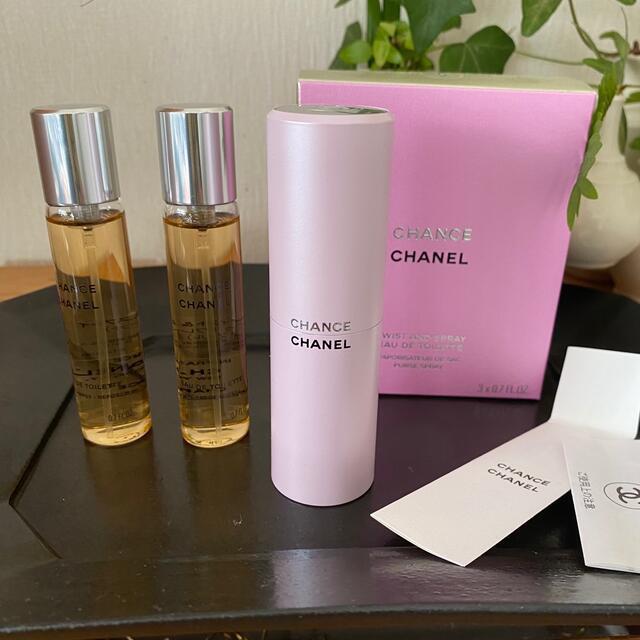 CHANEL(シャネル)のXmasセール！CHANEL チャンス ツィスト＆スプレイ(オードゥトワレット) コスメ/美容の香水(香水(女性用))の商品写真