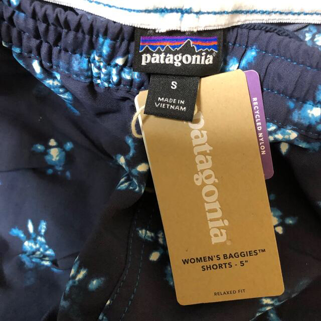 patagonia(パタゴニア)のパタゴニア　バギーズ　Sサイズ レディースのパンツ(ショートパンツ)の商品写真