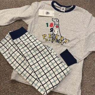 プチバトー(PETIT BATEAU)のoutlet プチバトー プリント長袖パジャマ 8a(パジャマ)