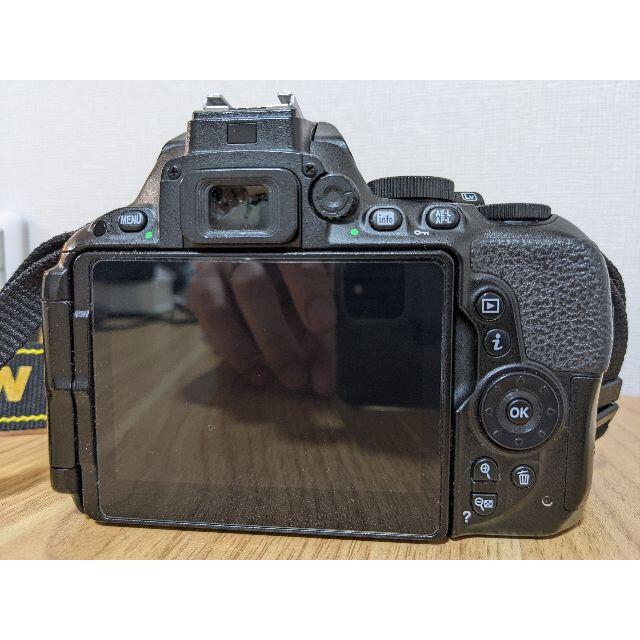 Nikon(ニコン)のNikon D5500 + 18-140mmズーム + 35mm 単焦点レンズ スマホ/家電/カメラのカメラ(デジタル一眼)の商品写真