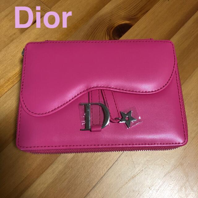 Dior(ディオール)の未使用　Dior  ディオール アディクト ポーチ　ピンク   レディースのファッション小物(ポーチ)の商品写真