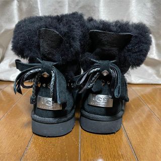 アグ(UGG)のアグUGG ビジュ付ムートンブーツ黒 24cm(ブーツ)