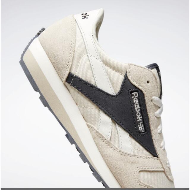 Reebok(リーボック)のMOR3専用　Reebok Classic Leather AZ Shoes レディースの靴/シューズ(スニーカー)の商品写真