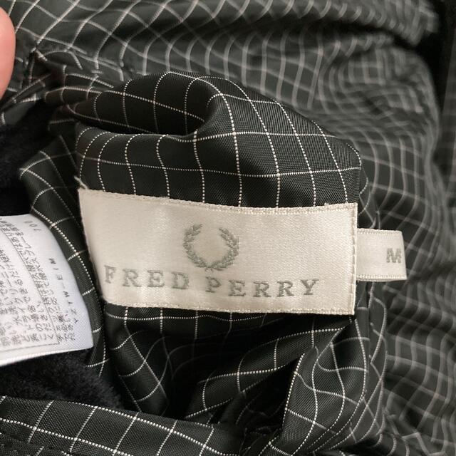 FRED PERRY(フレッドペリー)のFRED PERRY ダウン レディースM レディースのジャケット/アウター(ダウンジャケット)の商品写真