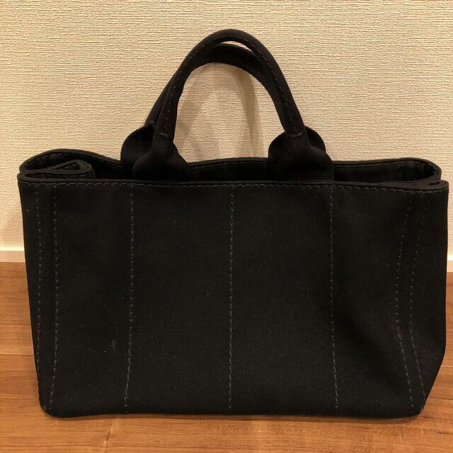 PRADA  カナパトート　W35センチ