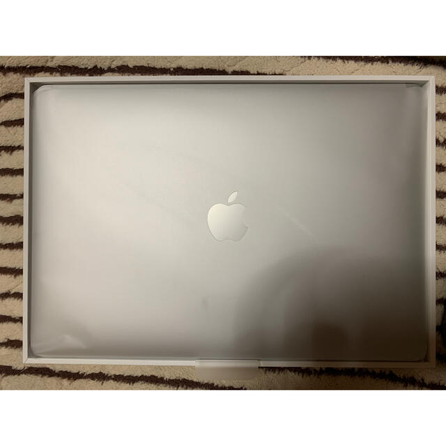 Apple(アップル)のMacBook Air 2020 M1 16GB 256GB JIS スマホ/家電/カメラのPC/タブレット(ノートPC)の商品写真