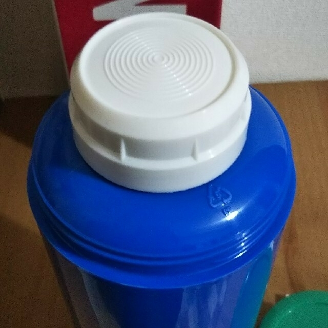 THERMOS(サーモス)のサーモス魔法瓶 水筒   レトロ キッズ/ベビー/マタニティの授乳/お食事用品(水筒)の商品写真