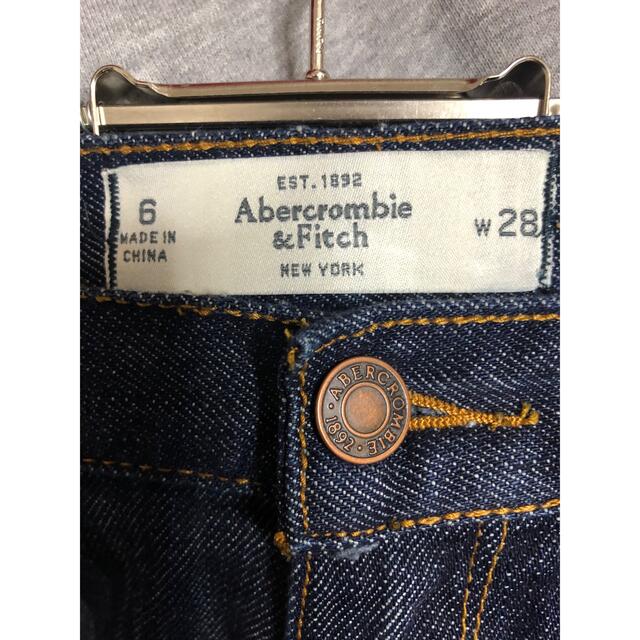 Abercrombie&Fitch(アバクロンビーアンドフィッチ)のデニムショートパンツ レディースのパンツ(ショートパンツ)の商品写真