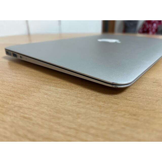 Mac (Apple)(マック)のMacBook Air 11インチMid 2012  スマホ/家電/カメラのPC/タブレット(ノートPC)の商品写真
