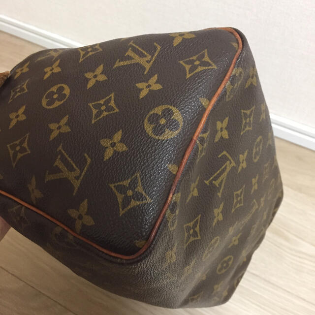 LOUIS VUITTON(ルイヴィトン)のルイヴィトン モノグラム スピーディ25 レディースのバッグ(ハンドバッグ)の商品写真