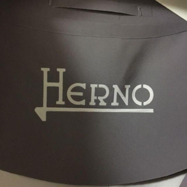 HERNO 撥水 極薄コート 10万 グレー メンズのジャケット/アウター(ステンカラーコート)の商品写真