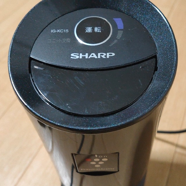 SHARP(シャープ)のSHARP　IG-KC15-BB 車載型プラズマクラスター空気清浄機 自動車/バイクの自動車(車内アクセサリ)の商品写真