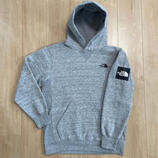 ザノースフェイス(THE NORTH FACE)の美品 ノースフェイス スクエアロゴフーディー(パーカー)