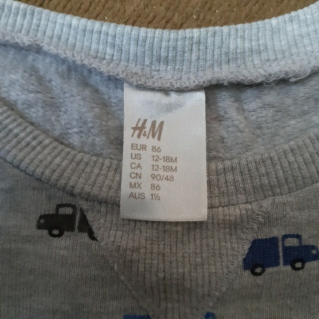 H&M(エイチアンドエム)のH&M　トレーナー キッズ/ベビー/マタニティのキッズ服男の子用(90cm~)(Tシャツ/カットソー)の商品写真