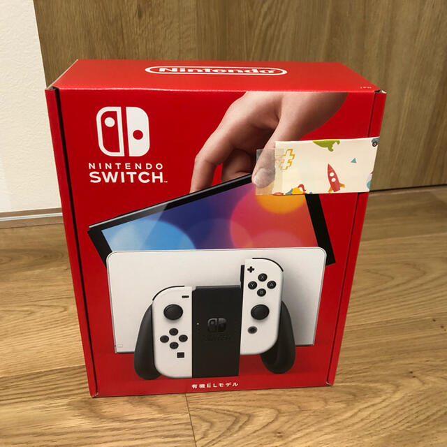 新型Nintendo Switch 有機ELモデル　ホワイトゲームソフト/ゲーム機本体