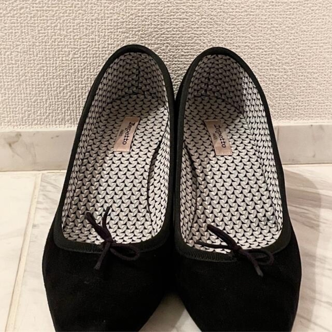 repetto(レペット)の【美品】repetto 38 Suede Black noir レディースの靴/シューズ(ハイヒール/パンプス)の商品写真