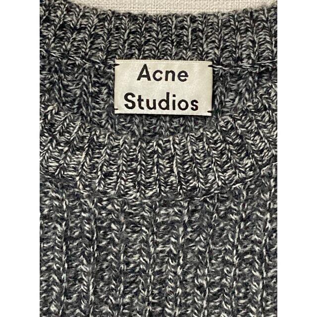 ACNE(アクネ)のアクネストゥディオズ　ACNE ニット セーター 厚手　ウール　グレー レディースのトップス(ニット/セーター)の商品写真