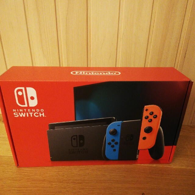 新品未使用　任天堂Switch　ネオン