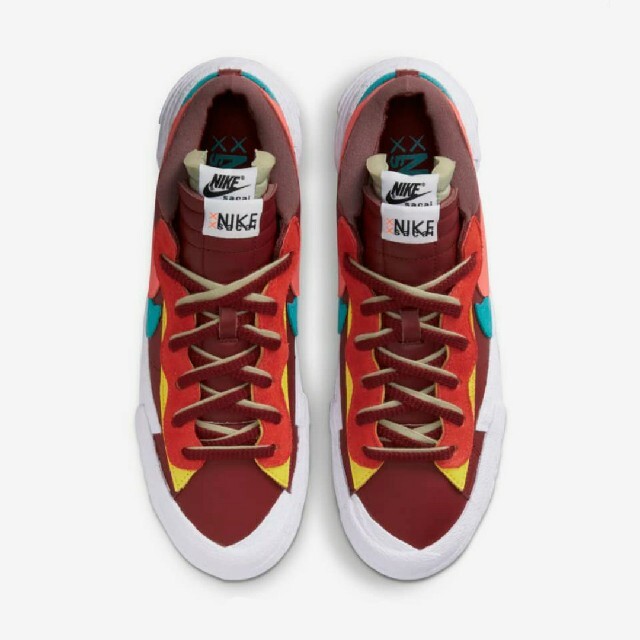 sacai(サカイ)の24 Nike sacai KAWS Blazer Low Team Red 赤 メンズの靴/シューズ(スニーカー)の商品写真