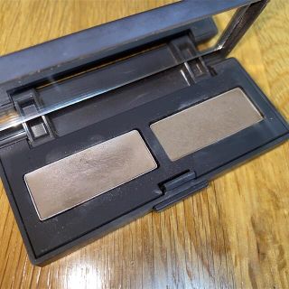 ローラメルシエ(laura mercier)のローラメルシエ パウダーブロー(パウダーアイブロウ)