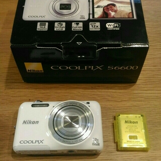 ニコン(Nikon)のニコンデジカメ　S6600(コンパクトデジタルカメラ)