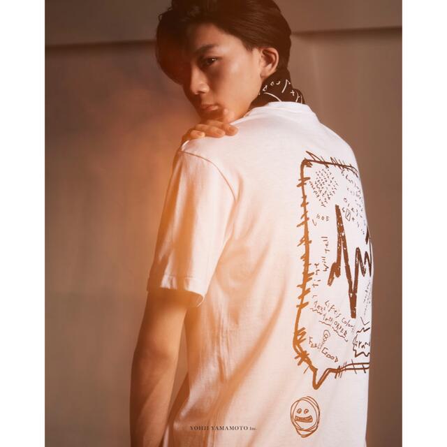 Yohji Yamamoto(ヨウジヤマモト)のgroundy 7ORDERコラボ　グラフィックカットソー メンズのトップス(Tシャツ/カットソー(半袖/袖なし))の商品写真