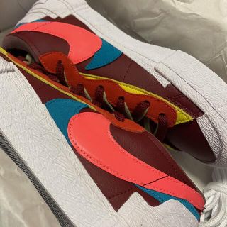 サカイ(sacai)の【今日まで出品KAWS × sacai ×Nike Blazer Low(スニーカー)