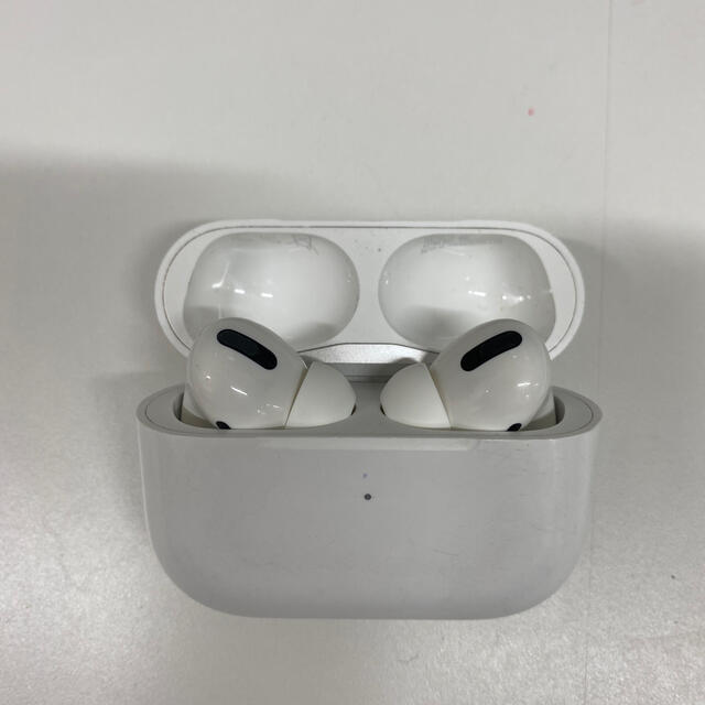 airpods proapple