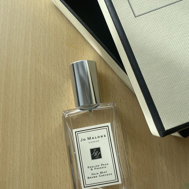 Jo Malone(ジョーマローン)のJO MALONE ジョーマローン　イングリッシュペアー　ヘアミスト30ml コスメ/美容の香水(香水(女性用))の商品写真