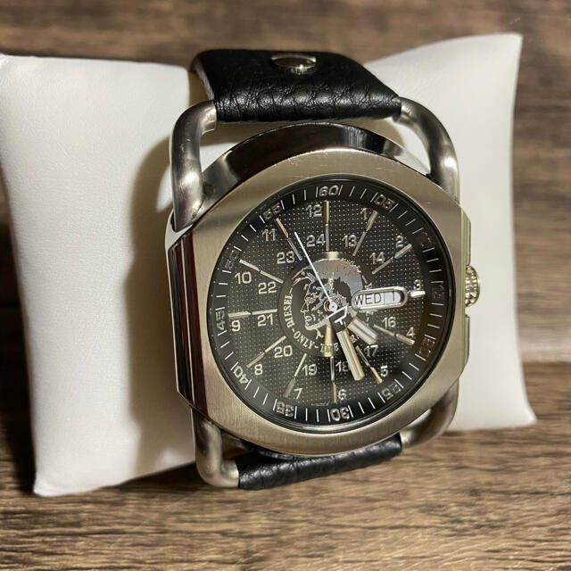 レア DIESEL ディーゼル DZ9015 メンズ腕時計 新品レザーベルト