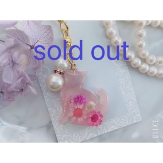 M♡現品販売です♡お花いっぱい猫のぷっくりイニシャルキーホルダー(キーホルダー/ストラップ)