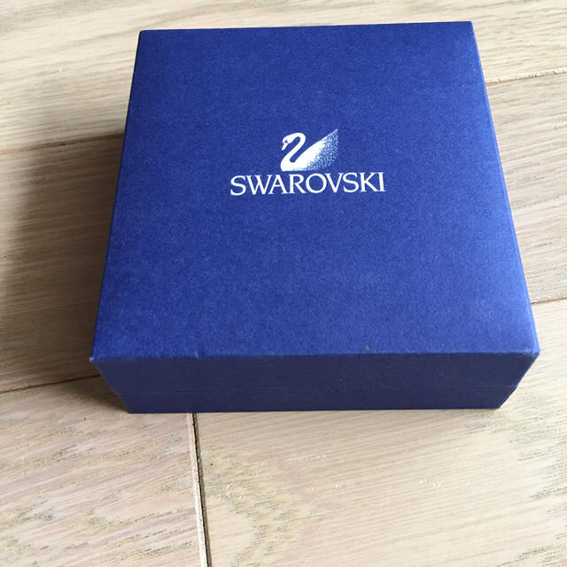 SWAROVSKI(スワロフスキー)の美品  キラキラ可愛いスワロフスキー スターピアス レディースのアクセサリー(ピアス)の商品写真