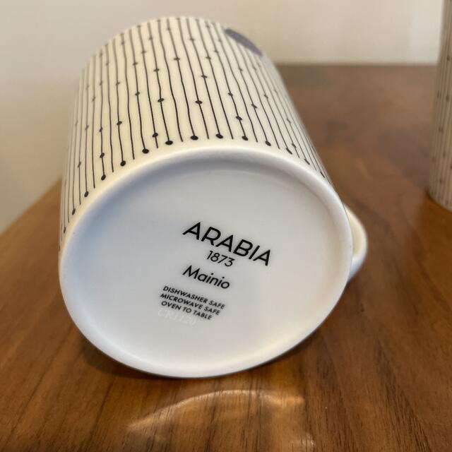 ARABIA(アラビア)の新品マイニオ　アラビア　マグカップ2個 インテリア/住まい/日用品のキッチン/食器(グラス/カップ)の商品写真