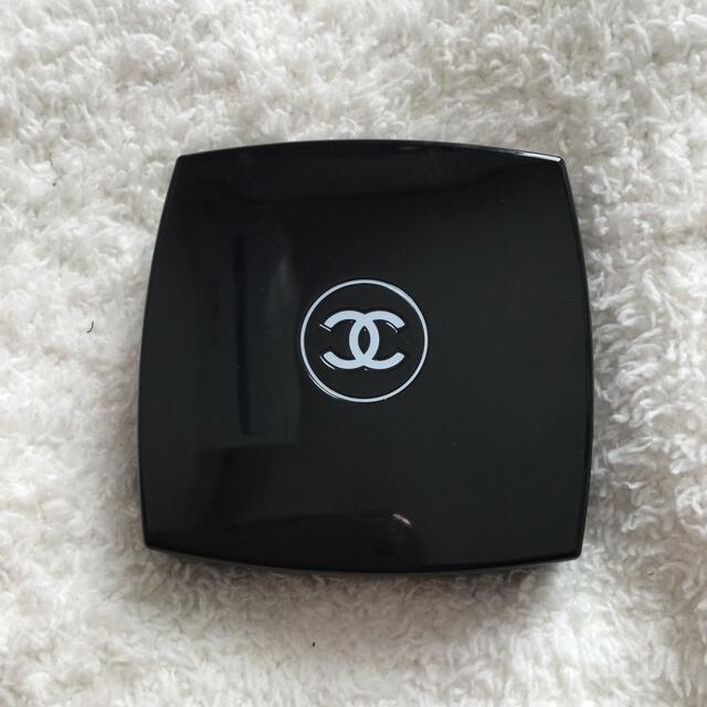 CHANEL(シャネル)のシャネルレキャトルオンブル314 コスメ/美容のベースメイク/化粧品(アイシャドウ)の商品写真