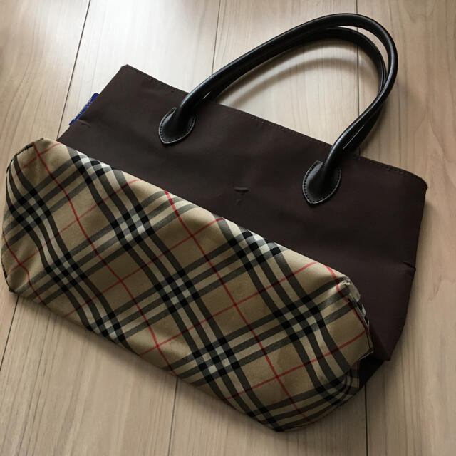 BURBERRY BLUE LABEL(バーバリーブルーレーベル)の【Burberrys】ブラウンバッグ レディースのバッグ(ハンドバッグ)の商品写真