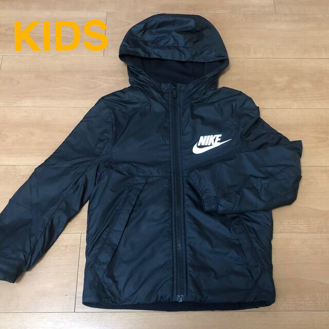 NIKE(ナイキ)のNN様専用 ナイキ NIKE フルジップパーカー ジャケットXS キッズ/ベビー/マタニティのキッズ服男の子用(90cm~)(ジャケット/上着)の商品写真